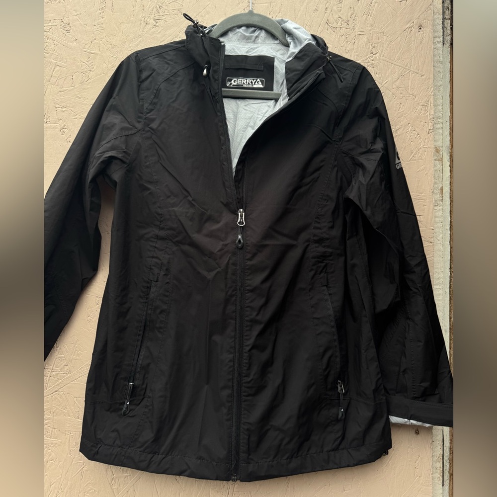 Gerry Weber Women's Sleek Black Ski Jacket